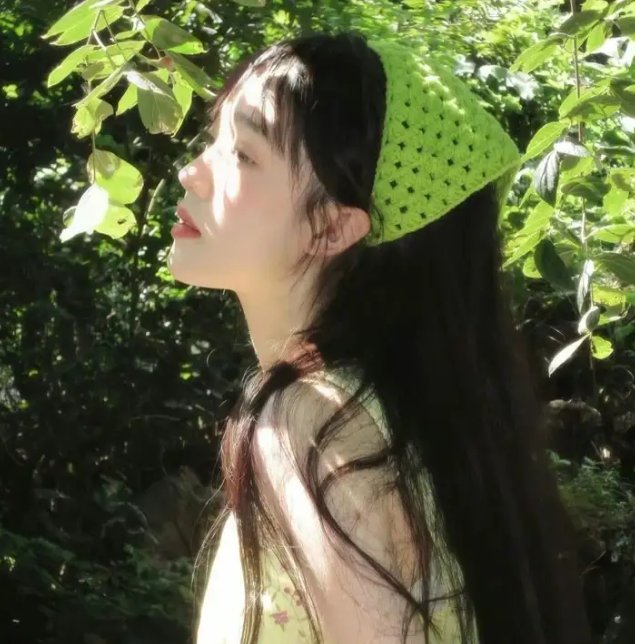 攀岩女孩儿